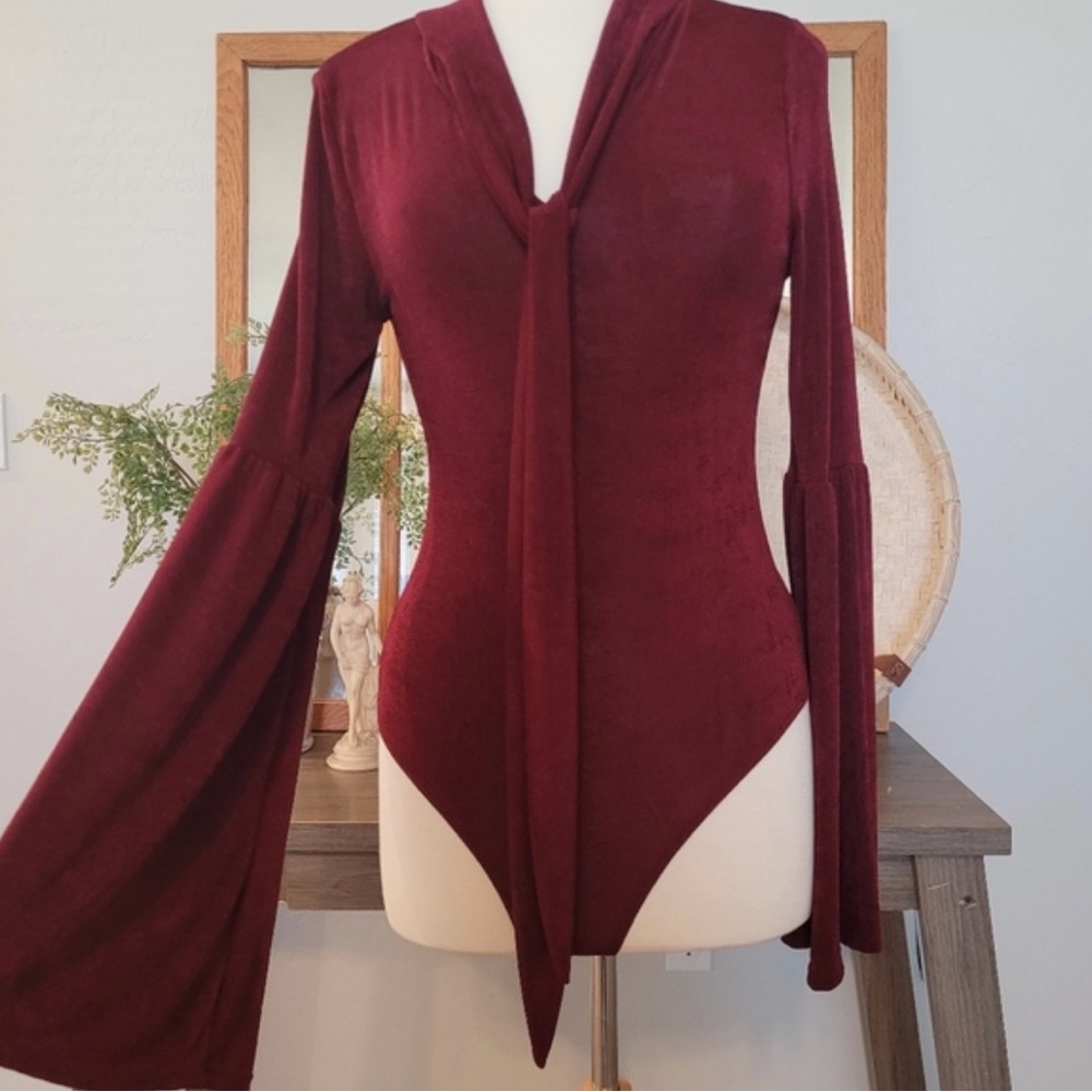 NWT Elegant Burgundy Women's bodysuit sz L
